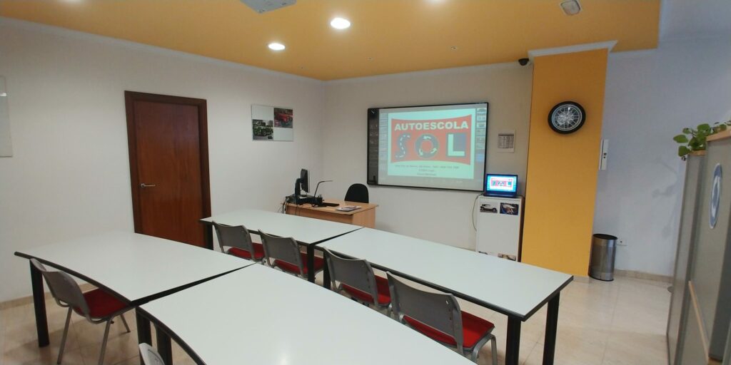Autoescuela Sol en Lugo clase